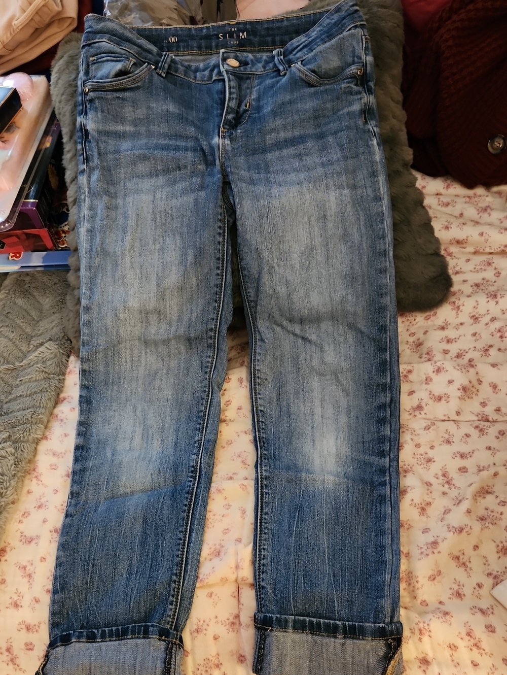 White House Black Market Slim Ankle Jeans in Medium Blue Wash